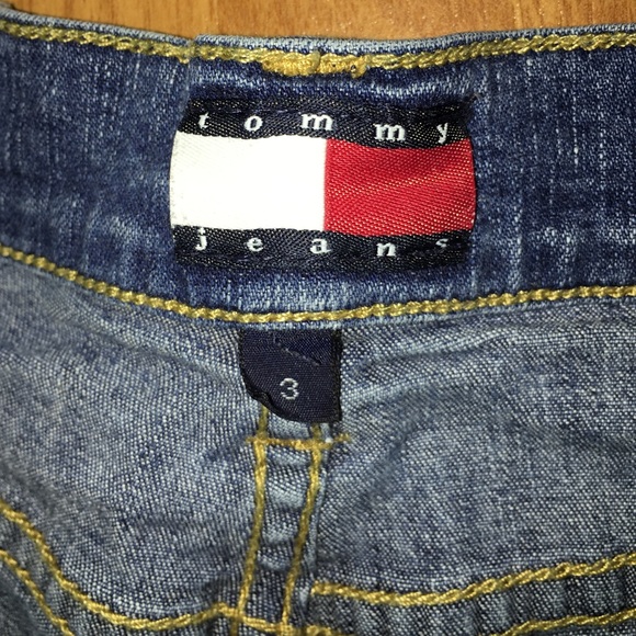🔺Tommy Hilfiger Jean Shorts🔺 - Picture 4 of 4