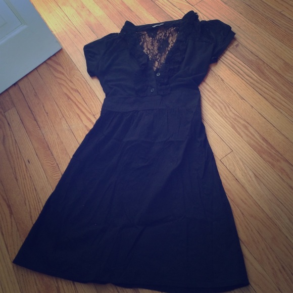 A-line black cap sleeve dress small EUC