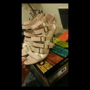 Ziggi soho women's size 8 must go make an offer