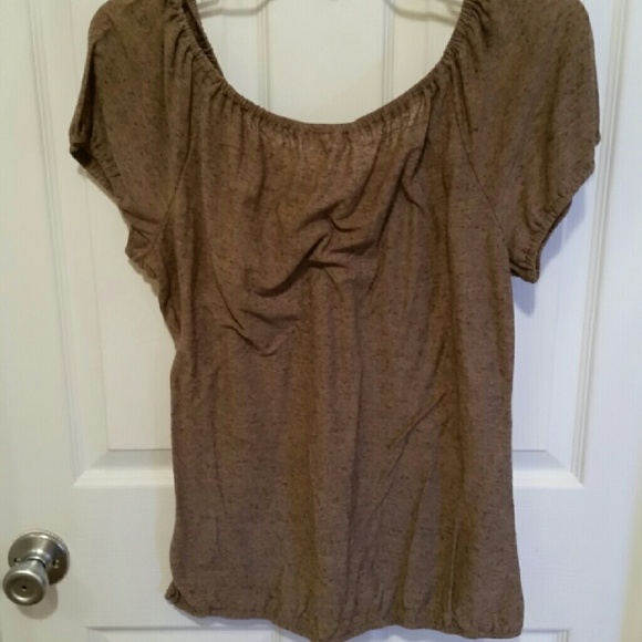 ❌SOLD❌ Maurices short sleeve top - Picture 3 of 3