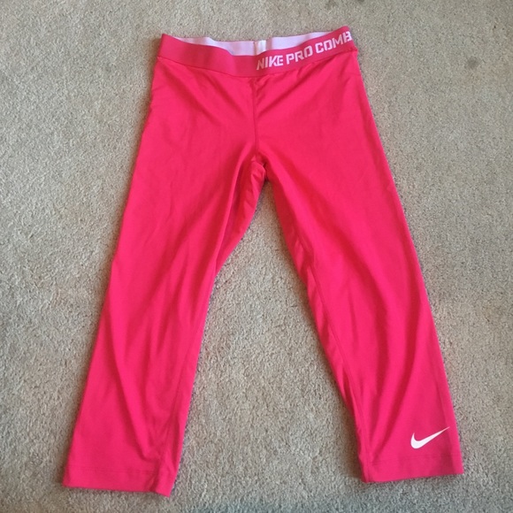 Nike Pro Cropped Leggings