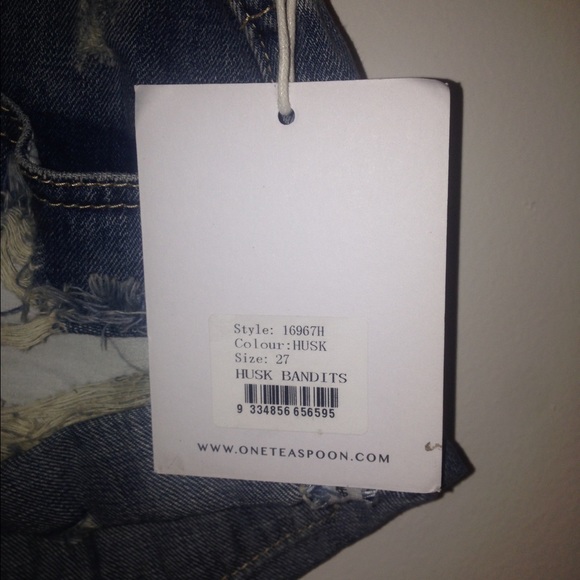 One Teaspoon Bandit Shorts - Picture 3 of 4