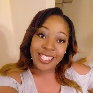 Meet your Posher, Yetta