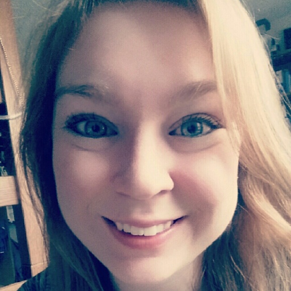 Meet your Posher, Rachel