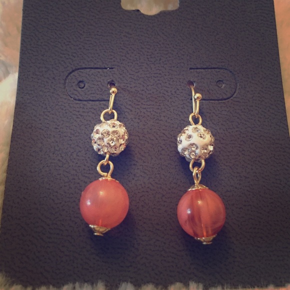 NEW!! Hanging earrings