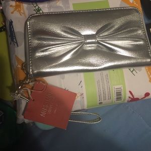 Silver wallet
