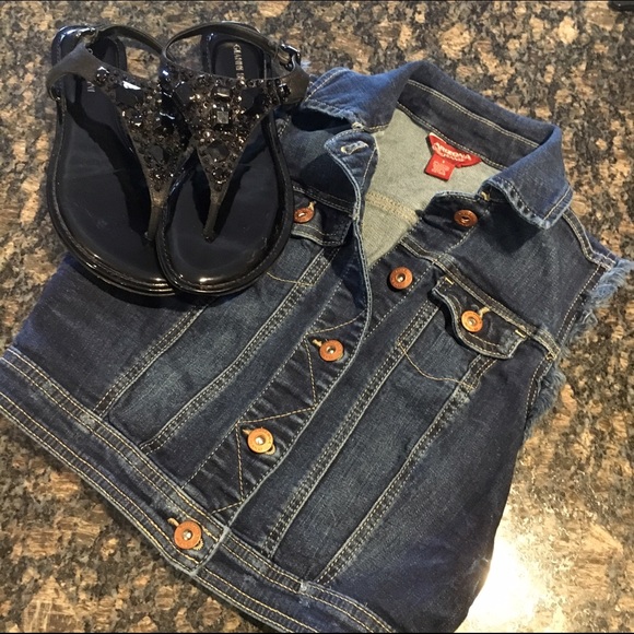 Dark Jean Vest 💕