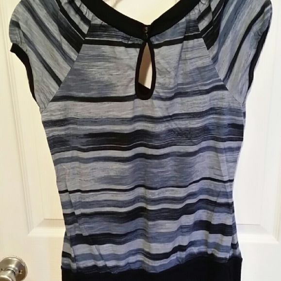 ❌Sold❌ Almost Famous V Neck Top - Picture 3 of 3
