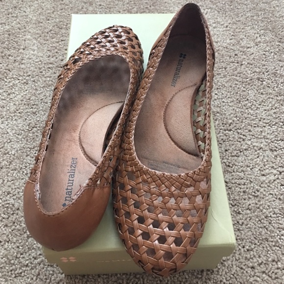 Naturalizer weave flats