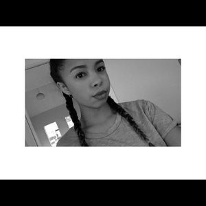 Meet your Posher, Sarai