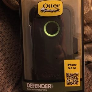 OtterBox Defender (Grey/Green) for iPhone 5&5s
