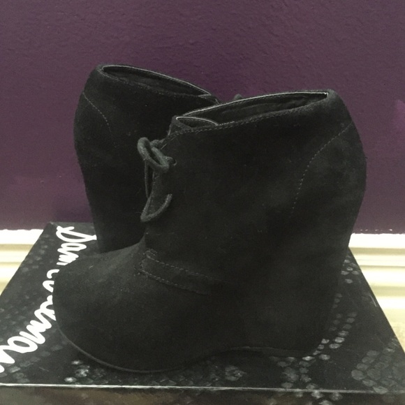 Steve Madden wedged booties