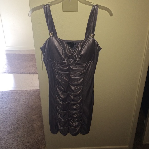 Gray formal dress. Like new.