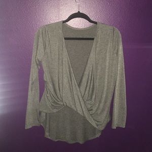 Deep V Lookbook store top