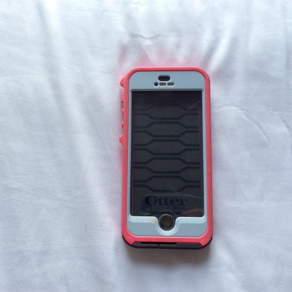 Otter Box Waterproof iPhone 5/5s Case