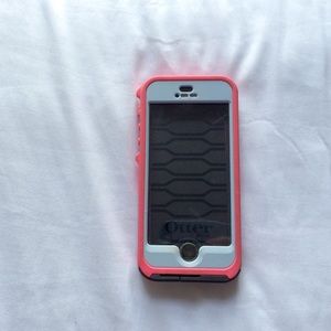 Otter Box Waterproof iPhone 5/5s Case