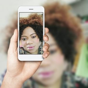 Meet your Posher, Claudine