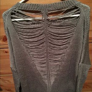 Sweater with detail on back