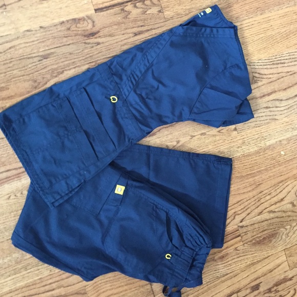 Medical Nurse Scrubs
