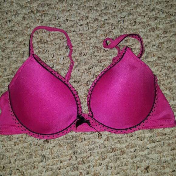 Pink bra - Picture 1 of 4