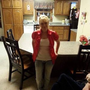 Meet your Posher, Joni