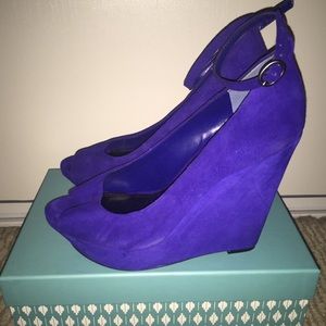 Like New blue/violet Jessica Simpson wedges