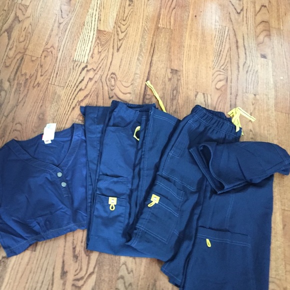 Medical Nursing Scrubs