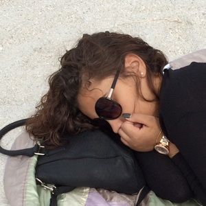 Meet your Posher, Jae