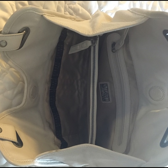 Stuart Weitzman white leather handbag. - Picture 3 of 4