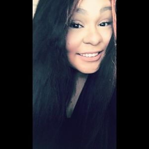 Meet your Posher, Jacqueline