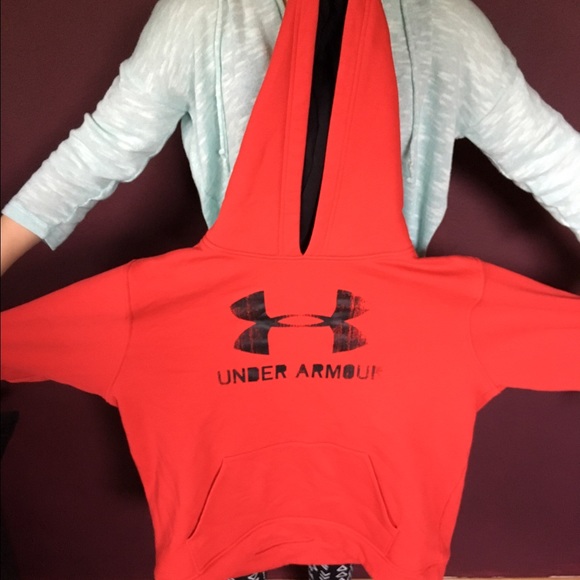 Red and black youth XL