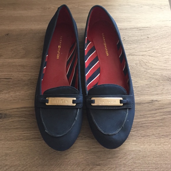 Tommy Hilfiger sz 8.5 flats