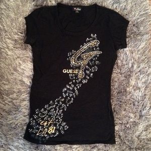 Guess tshirt