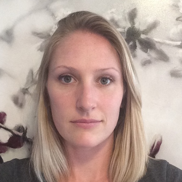 Meet your Posher, Sarah - Picture 1 of 1