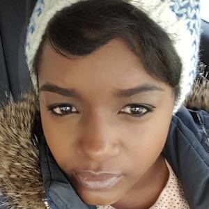 Meet your Posher, Nakia