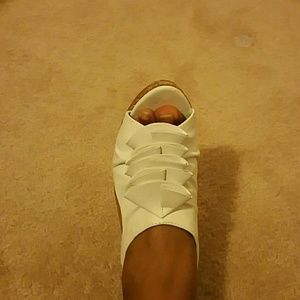 SUMMER SANDALS