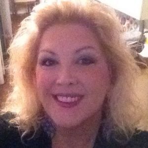 Meet your Posher, Janet