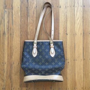 💥Reduced💥 Louis Vuitton Petit Bucket