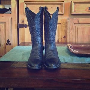 Black Ariat Boots
