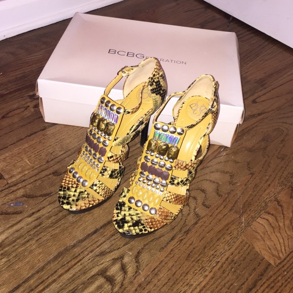 BCBGeneration Kassidia Sandals