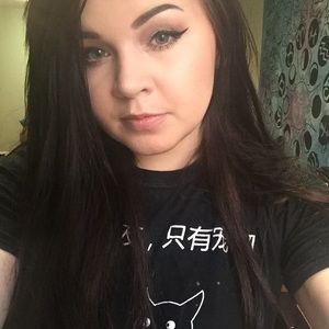 Meet your Posher, Hailey