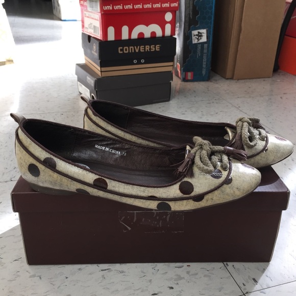 Anthropologie Polka Dot Flats - NEW - Picture 2 of 4