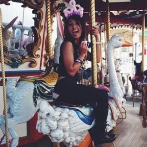 Meet your Posher, Kunthea