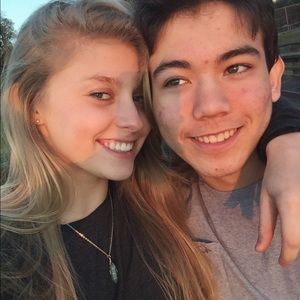 Meet your Posher, Cara