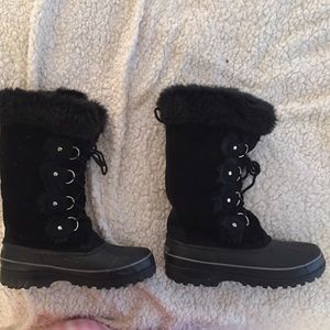 Khombu Black Snow Boots