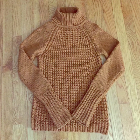 LAST SALE💫sweater with the rolling turtle neck