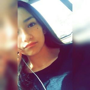 Meet your Posher, Natalie