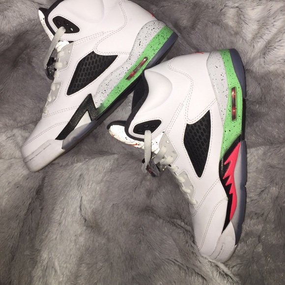 SOLD ON ♏️ - Picture 2 of 3