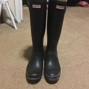 Black matte hunter boots