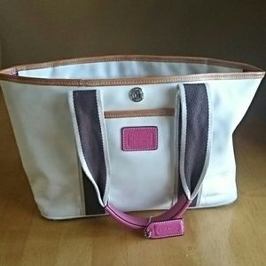 Cream Coach bag